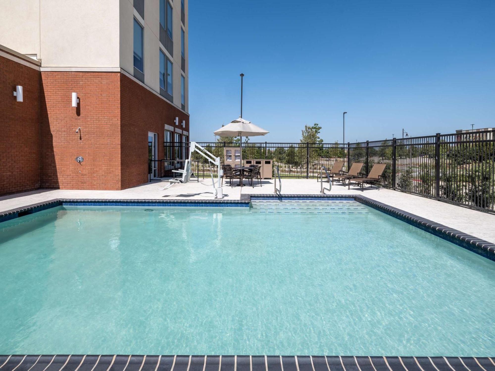 Hyatt Place Fort Worth-Alliance Town Center Екстер'єр фото