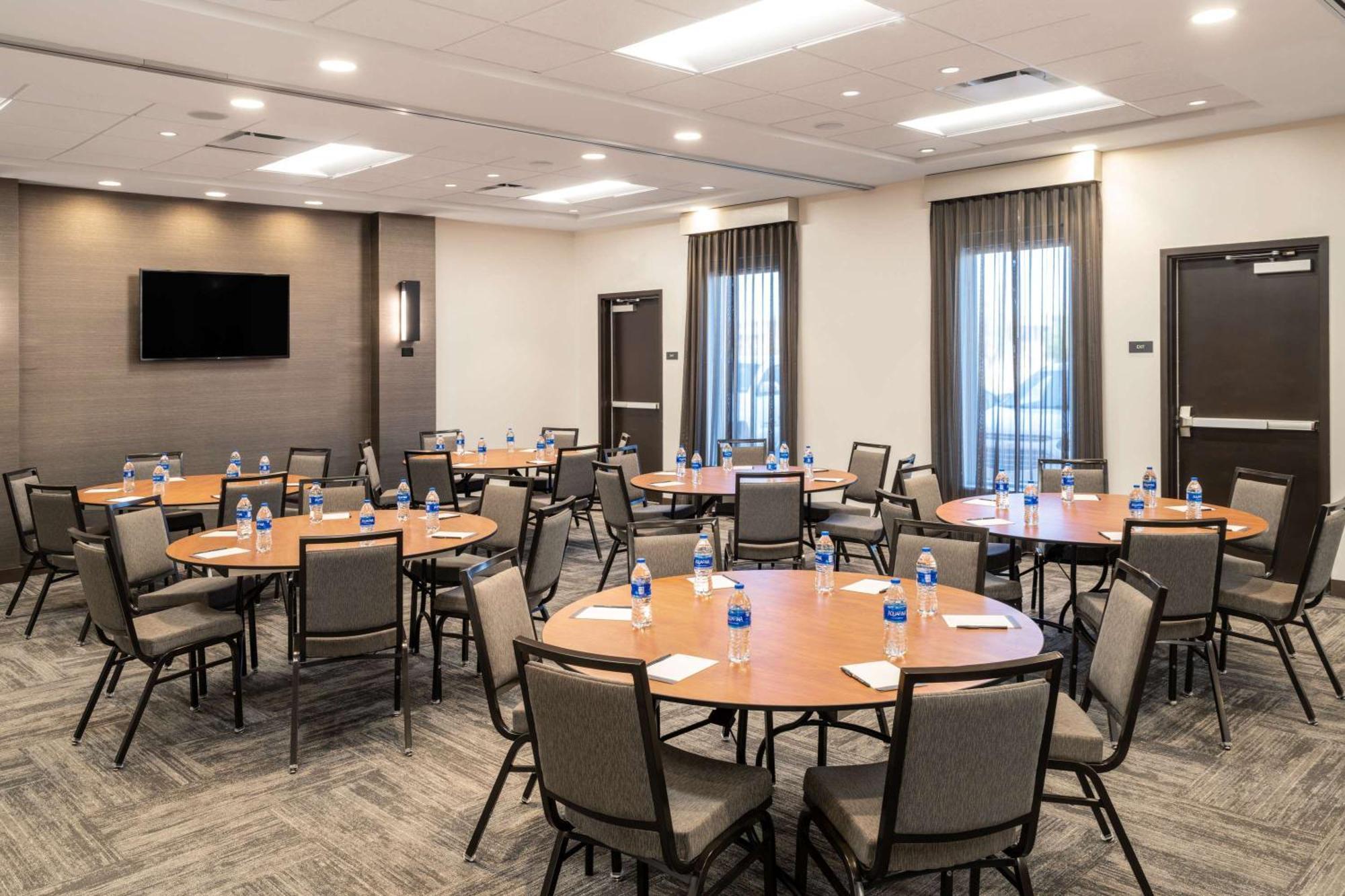 Hyatt Place Fort Worth-Alliance Town Center Екстер'єр фото