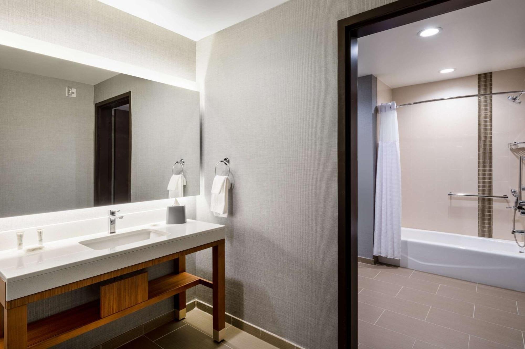 Hyatt Place Fort Worth-Alliance Town Center Екстер'єр фото